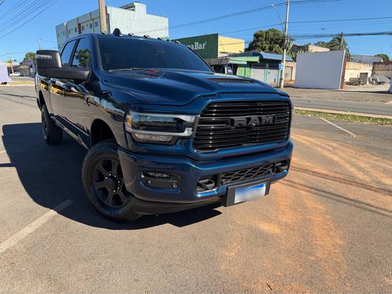 RAM 2500 6.7 I6 TURBO DIESEL LARAMIE NIGHT EDITION CD 4X4 AUTOMÁTICO RAM 2500 6.7 I6 TURBO DIESEL LARAMIE NIGHT EDITION CD 4X4 AUTOMÁTICO
